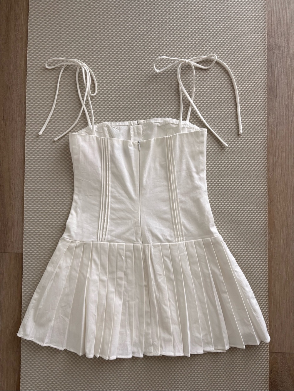 Marcie Dress in White - Picture 7 of 9